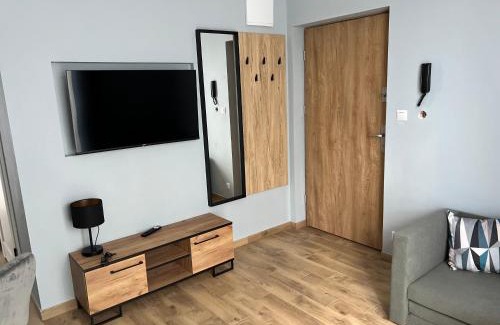 Grodzisk Mazowiecki Apartment | Aquarius Kilińskiego szafir