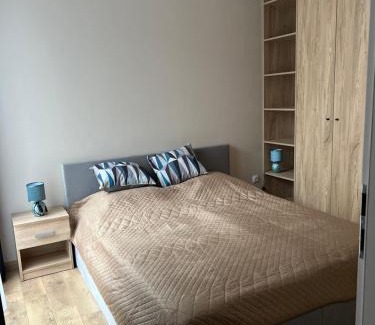 Grodzisk Mazowiecki Apartment | Aquarius Kilińskiego szafir