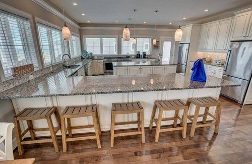 Sandbridge House | Aquatic Dreams | Oceanfront | Private Pool, Hot Tub