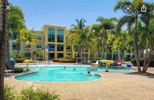 Mediania Alta Apartment | Aquatika Caribbean Breeze - The Penthouse Direct Access to the Beach & 5 Pools