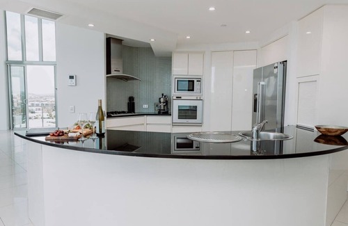 Sunshine Coast Apartment | Aquavista Penthouse - Stunning 180 Views