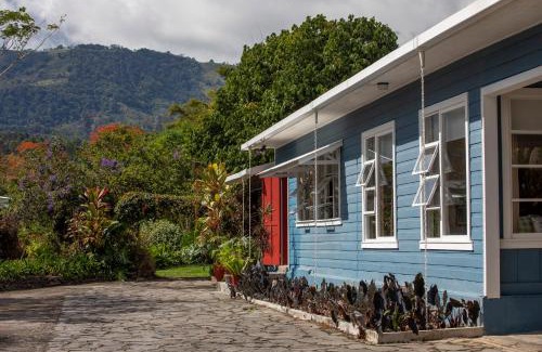 Santa Rosa Bed & Breakfast | AQUIARES COFFEE FARM CASA HACIENDA LA ESPERANZA