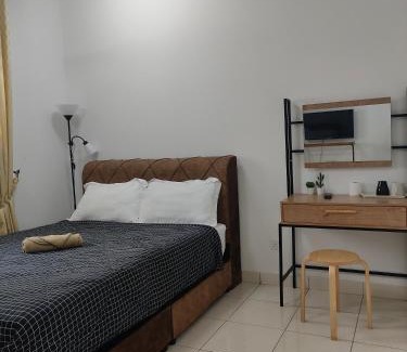Kota Warisan Apartment | AR Couple Suite D'Alanis