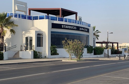 Qurm Apartment | Arabian Night Nook - Desert Wind