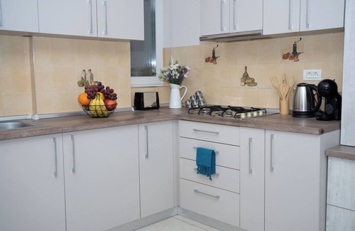 Arad Apartment | Arad Plaza Viktoria Charming 1-bedroom apartment in lovely Arad