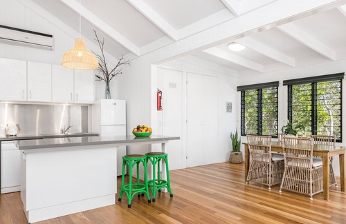 Suffolk Park House | Arbour Beach Cottage @ Tallow Beach House