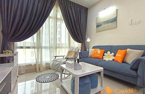 Taman Daya Apartment | ARC Austin Hills Apartment #2BR2B 5pax by Cowidea