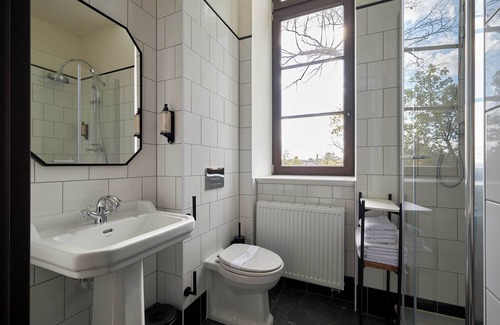 Psie Pole Hotel | ARCHE KLASZTOR WROCŁAW