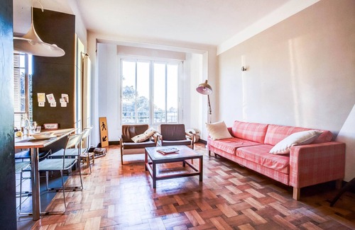 Les Cinq Avenues Apartment | Architect Apartment Overlooking Zoo and the Good Mother