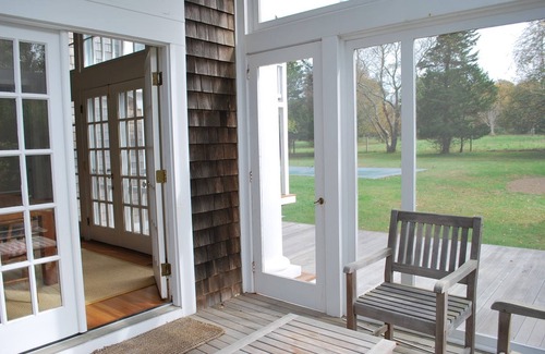 Bridgehampton House | Architect Designed Home With Heated Pool Near Bridgehampton Village