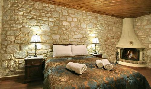 Trikolonoi House | Archontiko Kolokotroni