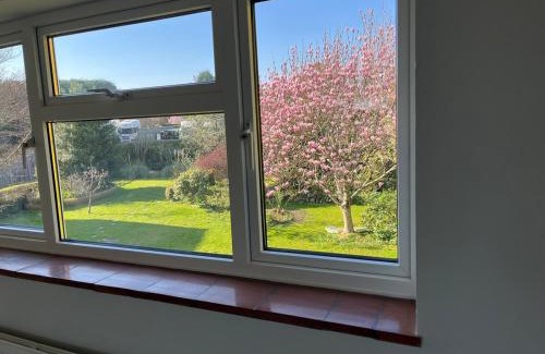 Lingfield House | Archtrees House - Family home in Surrey village