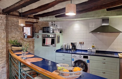 Leoz Cottage | Arco-Navarra Rural House