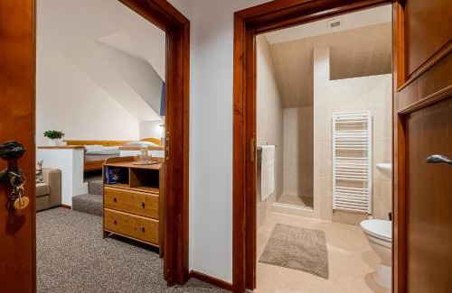 Lukavice Bed & Breakfast | Areál Malý Texas (Little Texas)