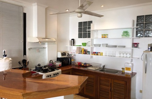 Yapak Hotel | Argonauta Boracay Boutique Hotel with Apartments and Villas