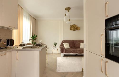 Jibert Apartment | ARI Luxury Apartment with Balcony