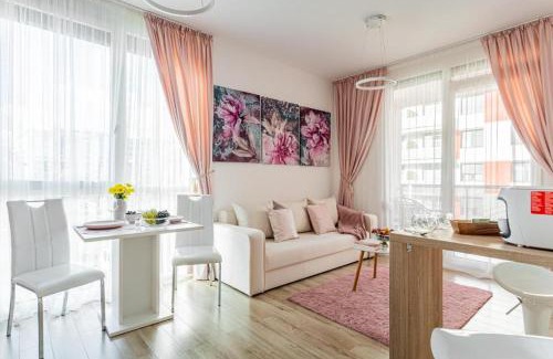 Arad Apartment | ARI Pastel Apartment - Elegant & Charming Retreat