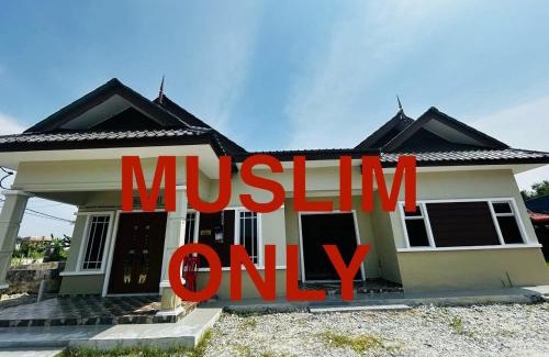 Sekinchan House | Ariana Homestay