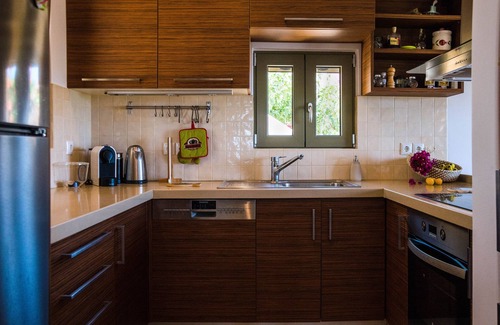 Kithira Villa | Arianne Estate: 200m from the beach