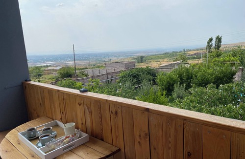 Voskevaz House | Arm Family House, ideal for relaxing with family!