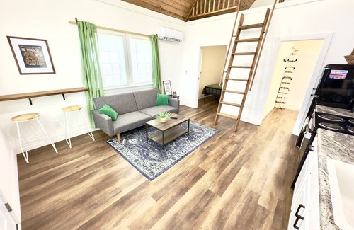 Albertville Cabin | Armadillo Tiny Luxury Cabin Lake