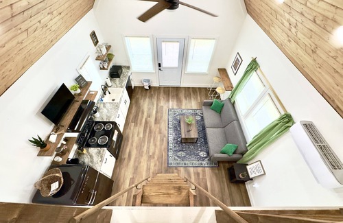 Albertville Cabin | Armadillo Tiny Luxury Cabin Lake