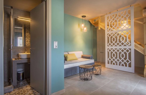 Marathias Hotel | Armeno Resort and Armeno Annex