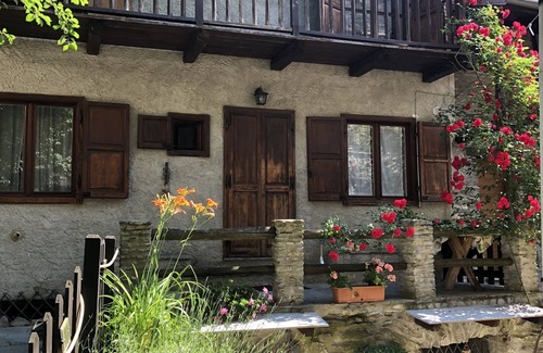 Gravere House | Armona Mountain Holidays