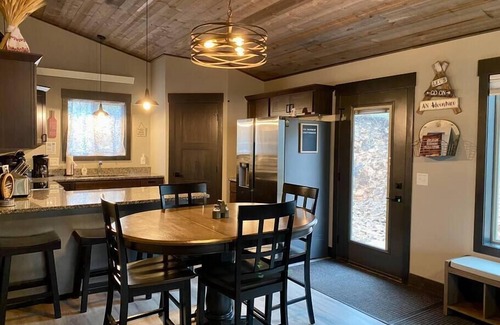 Lead House | Arn Barn Cabin