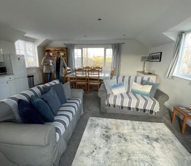 Treyarnon House | Arnold Cottage