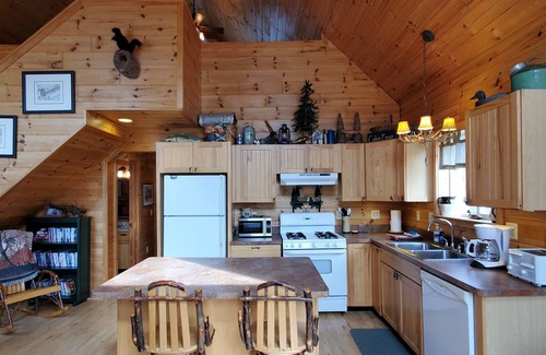 Frederic House | Arnold's Riverside Retreat on the Manistee