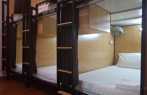 Bai Chay Cabin | AROMA HALONG bunk beds