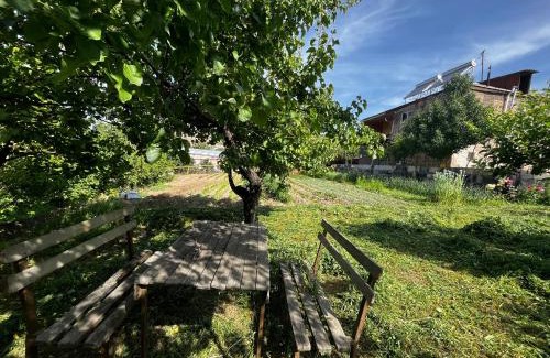 Arpi Bed & Breakfast | Arpi-Ureni Guesthouse