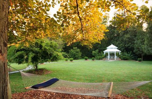 Durham Bed & Breakfast | Arrowhead Inn