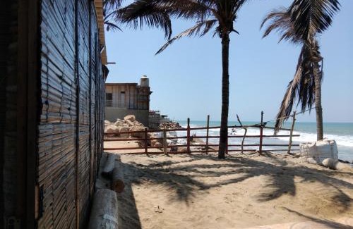 Los Pinos House | Arrullos del Mar