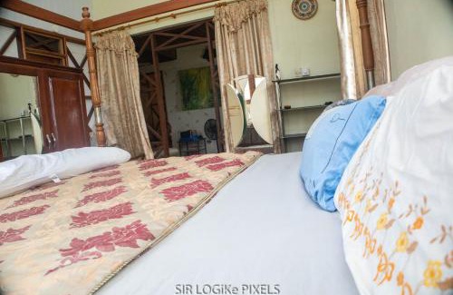 Akyinim Hotel | Art and Leisure-EB Hotel