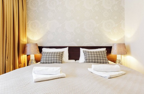 Old Town Hotel | Art Hotel Bohema