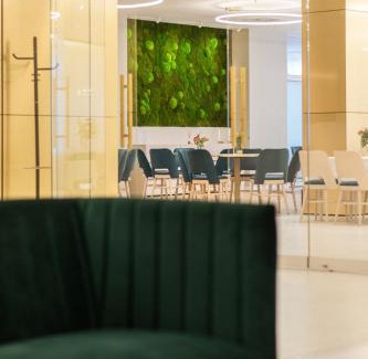 Medzilaborce Hotel | Art Hotel