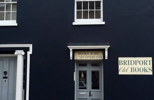 Bridport Apartment | Art Studio | Luxury self-catering in the heart of Bridport, Dorset