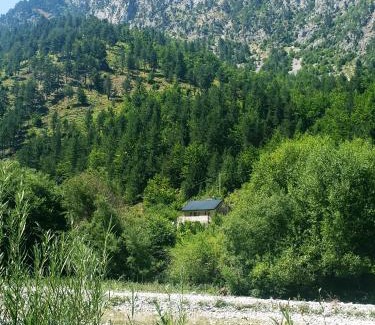 Valbone House | Artani