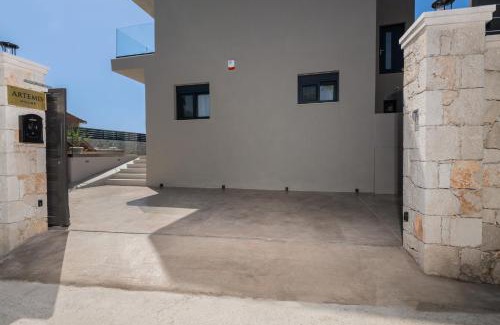 Porto Koukla Villa | Artemis Villa