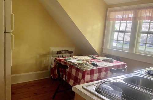 Montpelier Apartment | Artful Lodging & Retreats Civil War Infirmary 2nd Fl'r 3 Bdrm Apt Montpelier VT