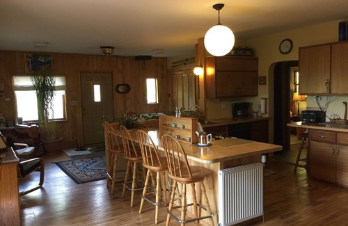 Amherst House | Artha Bed and Breakfast
