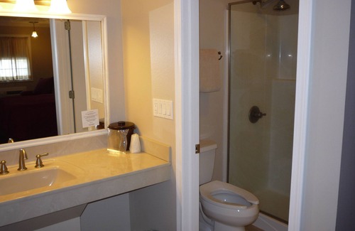 Arthur Hotel | Arthur's Country Inn