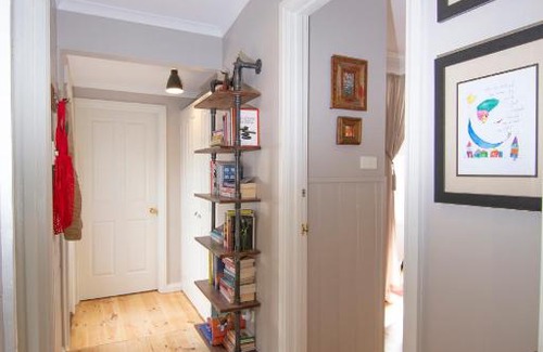 Hepburn House | Artisan Retreat