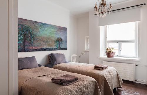 Kallio Apartment | Artist Apartment Susi