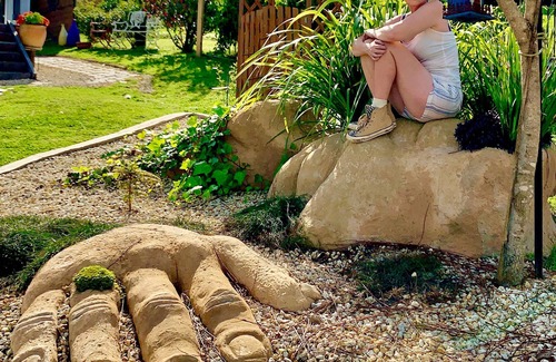 Paterson Cabin | Artist Cabin and Sculpture Garden