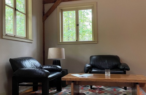 Stone Ridge Cottage | Artist Retreat in the Catskills