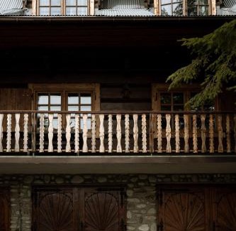 Lapsze Nizne House | Artist's House
