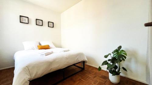 Sint-Andries Apartment | Artist's Nest apartment